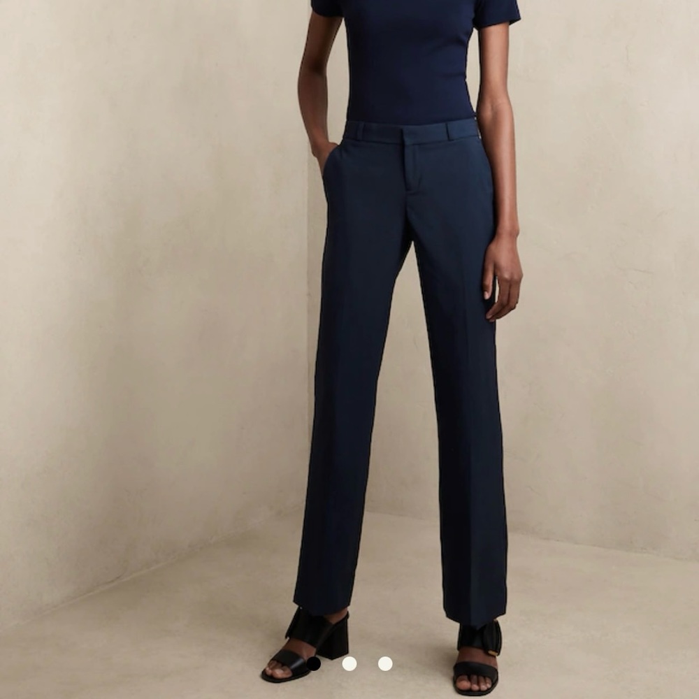 NEVER WORN Banana Republic, Logan Bootcut-Straight Wool Blend Pant